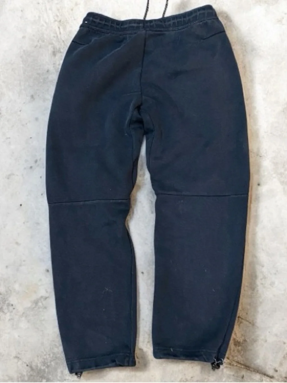 Nike Tech Heavyweight Adjustable Hem Joggers Sweatpants Medium Black